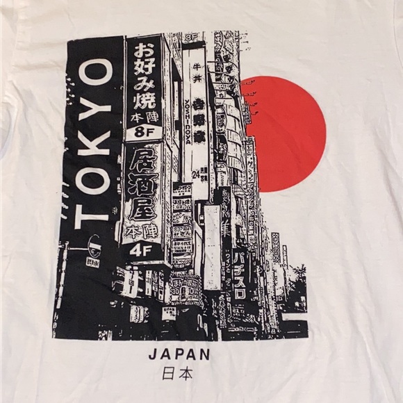 VTG Tokyo scene T-shirt. Size S/M. - Picture 4 of 10